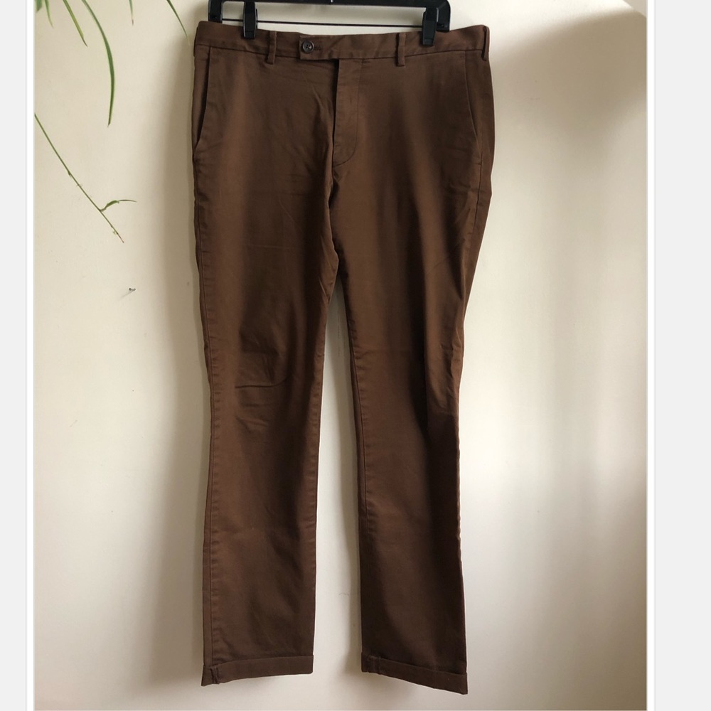Uniqlo men’s Chino pants
